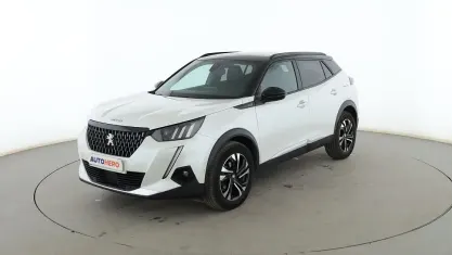 Usado Peugeot 2008 GT-line 131 CV (96 kW) 2020 Blanco SUV