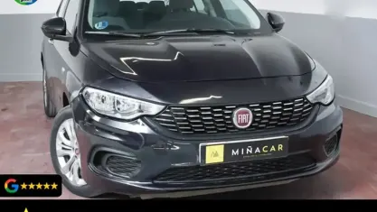 Usado Fiat Tipo Easy 120 CV (88 kW) 2018 Negro