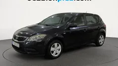 Negro Usado 2010 Kia Ceed Utilitario | 6400 € (Un poco caro)