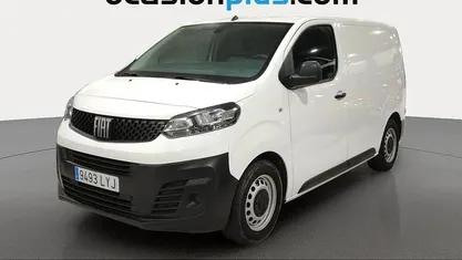 Blanco Usado 2022 Fiat Scudo Business Van | 17.182 € (Buen precio)