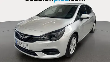 Usado Opel Astra GS Line 110 CV (80 kW) 2020 Gris plata Utilitario
