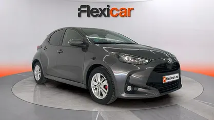 Usado Toyota Yaris Edition 125 CV (91 kW) 2021 Utilitario
