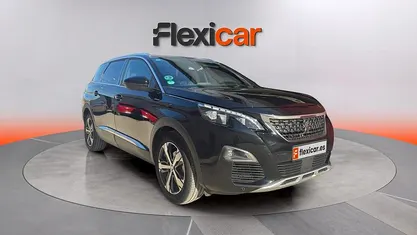 Usado Peugeot 5008 GT-line 120 CV (88 kW) 2017 Monovolumen