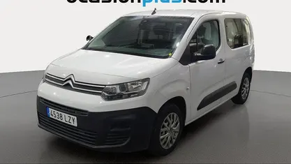 Usado Citroën Berlingo Live 102 CV (75 kW) 2022 Monovolumen