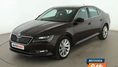 Usado Skoda Superb Style 150 HP (110 kW) 2015 Sedan