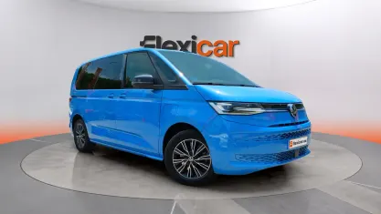 Usado VW Multivan Life 218 CV (160 kW) 2022 Azul Monovolumen
