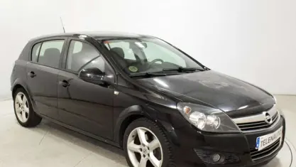 Używany Opel Astra Enjoy 120 KM (88 kW) 2008 Czarny Hatchback