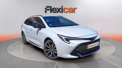 Usado Toyota Corolla Sport 196 CV (144 kW) 2023 Blanco Familiar