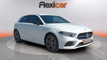 Käytetty Mercedes A250 220 HP (161 kW) 2021 Valkoinen Sedan