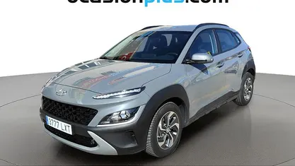 Usado Hyundai Kona 141 CV (103 kW) 2022 Gris SUV