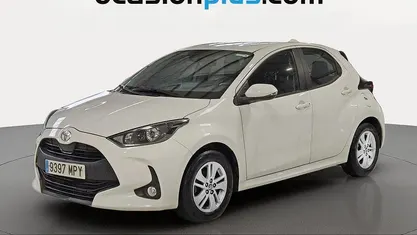 Usado Toyota Yaris Edition 125 CV (91 kW) 2024 Blanco Utilitario