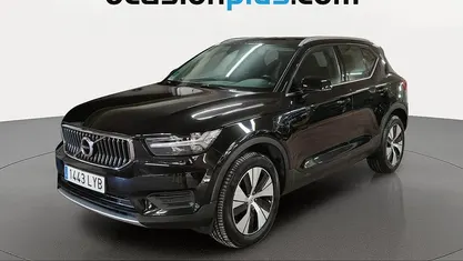 Usado Volvo XC40 Core 211 CV (155 kW) 2022 Negro SUV