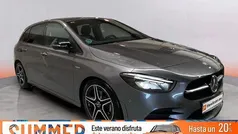 Gris Usado 2021 Mercedes B200 Monovolumen | 26.290 € (Precio justo)