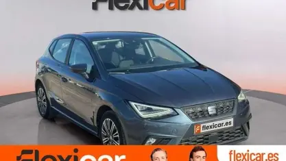 Usado Seat Ibiza Style 116 HP (85 kW) 2022 Cinzento Citadino