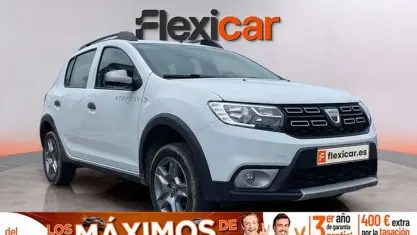 Usado Dacia Sandero Essentiel 90 CV (66 kW) 2020 Blanco Utilitario