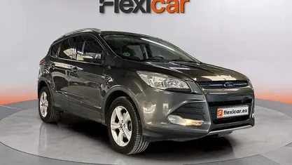 Gris Usado 2016 Ford Kuga Titanium SUV | 11.490 € (Super precio)