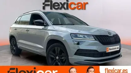 Usado Skoda Karoq SportLine 150 CV (110 kW) 2021 Gris SUV