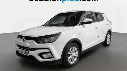 Usado Ssangyong (KGM) Tivoli 128 CV (94 kW) 2019 Blanco SUV