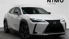 Usado 2019 Lexus UX Luxury Line SUV | 30.900 €