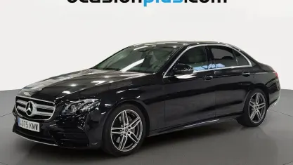 Usado Mercedes E220 194 CV (142 kW) 2018 Negro Berlina