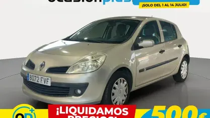 Usado Renault Clio Expression 86 CV (63 kW) 2007 Beige Utilitario