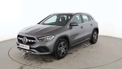 Begagnad Mercedes GLA200 Progressive 163 HK (119 kW) 2020 Grå SUV