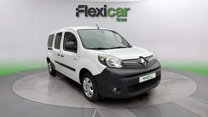 Usado Renault Kangoo 44 kW (60 CV) 2021 Blanco Monovolumen