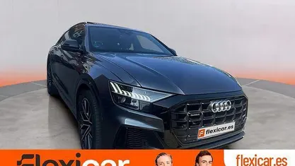 Usado Audi Q8 286 CV (210 kW) 2021 Gris SUV