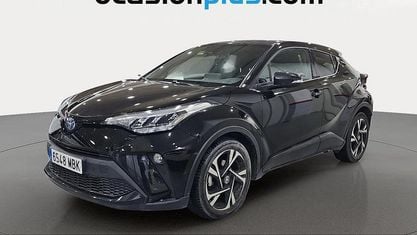 Käytetty Toyota C-HR Advance 184 HP (135 kW) 2022 Musta Katumaasturi