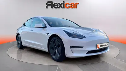 Usado Tesla Model 3 RWD 208 kW (283 CV) 2023 Blanco Berlina