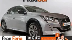Gris Usado 2022 Peugeot e-208 Allure Utilitario | 18.890 € (Buen precio)