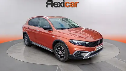 Occasion Fiat Tipo Life 102 PK (75 kW) 2021 Oranje Stationwagen
