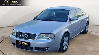 Usado Audi A6 163 CV (119 kW) 2003 Gris Berlina