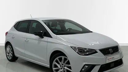 Usado Seat Ibiza FR 150 CV (110 kW) 2024 Blanco Berlina