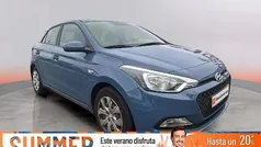 Azul Usado 2017 Hyundai i20 | 7990 € (Precio justo)