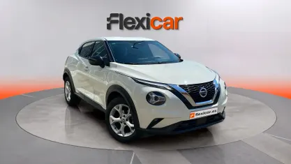Usado Nissan Juke Acenta 114 CV (83 kW) 2022 Blanco SUV