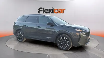 Usado Peugeot 5008 Allure 145 CV (106 kW) 2025 Gris SUV