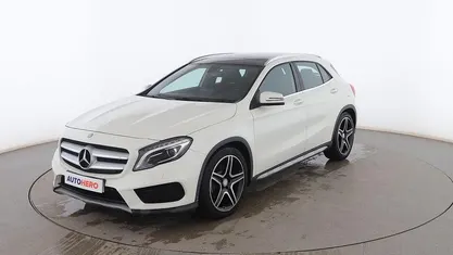 Blanco Usado 2017 Mercedes GLA220 AMG line SUV | 21.799 € (Precio justo)