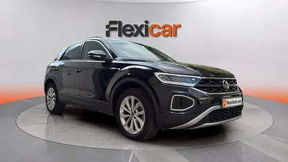 Usado VW T-Roc Advance 150 HP (110 kW) 2022 Preto SUV