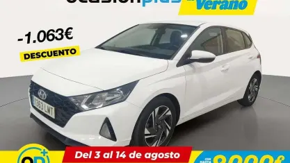 Usado Hyundai i20 101 CV (74 kW) 2021 Blanco Utilitario