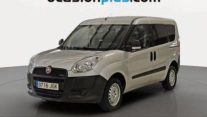 Usado Fiat Doblò Active 90 HP (66 kW) 2015 Cinzento Monovolume