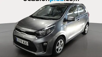 Usado Kia Picanto 67 CV (49 kW) 2023 Gris Utilitario