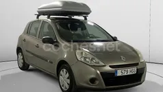 Beige Usado 2011 Renault Clio II Berlina | 5990 € (Precio justo)