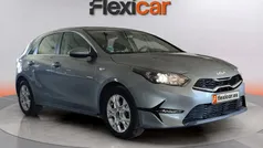 Gris Usado 2022 Kia Ceed Berlina | 14.490 € (Precio justo)