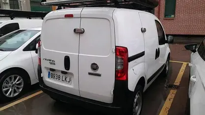 Usado Fiat Fiorino 70 CV (51 kW) 2020 Blanco Monovolumen