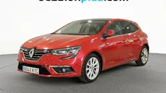 Rojo Usado 2019 Renault Mégane IV Zen Utilitario | 14.819 € (Precio justo)