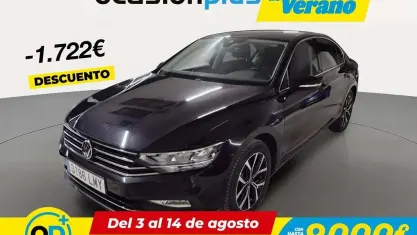 Usado VW Passat Executive 150 CV (110 kW) 2021 Negro Berlina
