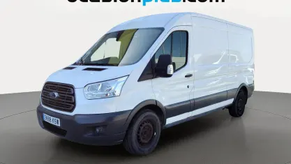 Usado Ford Transit Trend 131 CV (96 kW) 2019 Blanco Familiar