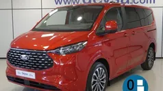 Rojo Nuevo 2025 Ford Tourneo Custom Titanium Monovolumen | 54.490 € (Precio justo)