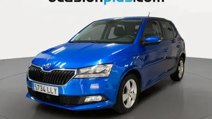 Käytetty Skoda Fabia Ambition 95 HP (69 kW) 2020 Sininen Viistoperä